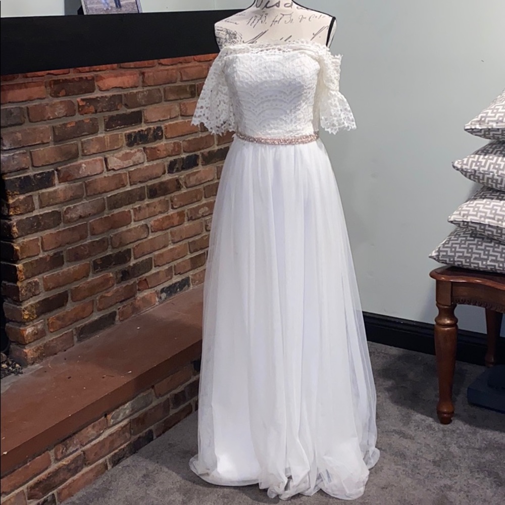 Wedding dress